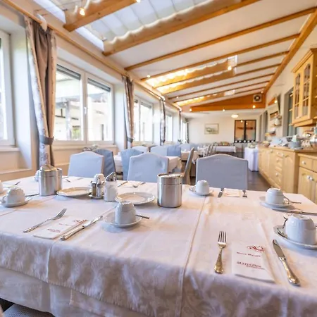 Atzmüller Hotel *